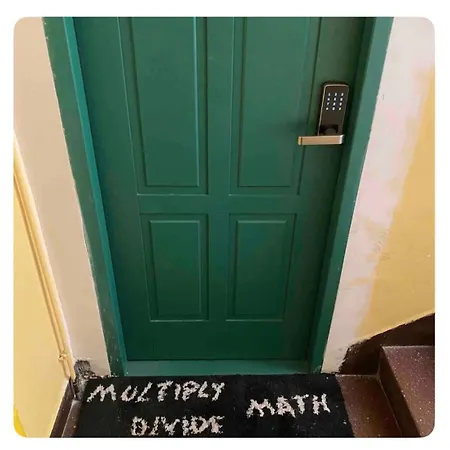 Апартаменты Apartament Plac Zbawiciela Szucha Варшава